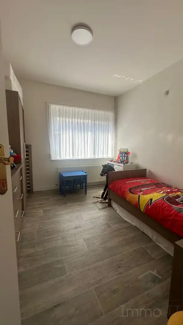 Gelijkvloerse woning met 3 slaapkamers, tuin en garage foto 10