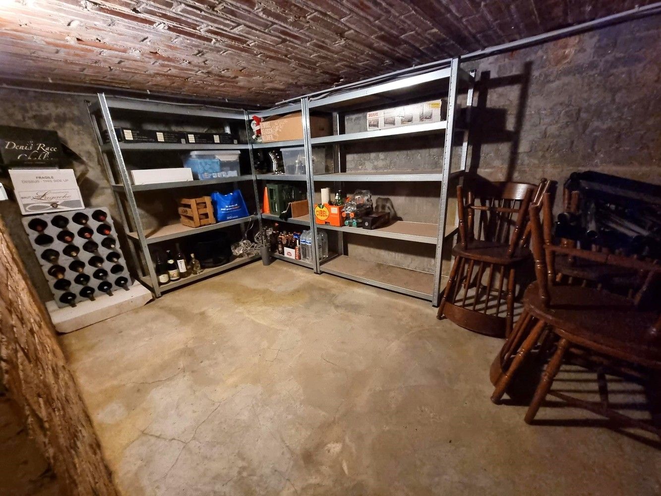 Totaal vernieuwde woning, 3 tot 4 slaapkamers met prachtig groen verzicht. Top ligging! foto 17