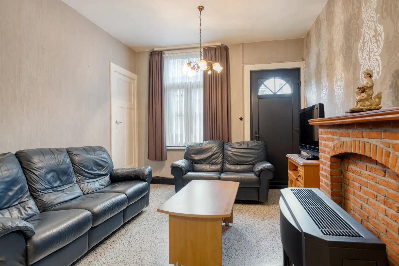Te renoveren halfopen woning met 3/4 slpks op 542 m² (zuidgericht) te St.-Jozef-Olen ! foto 6