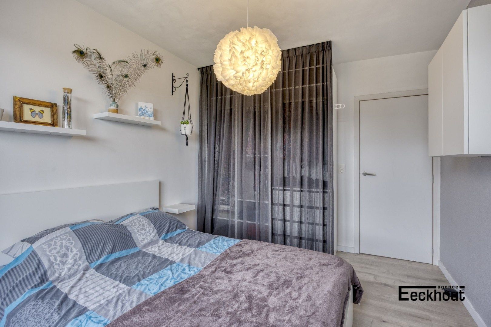 Volledig gerenoveerd appartement op gunstige ligging te Bredene! foto 9