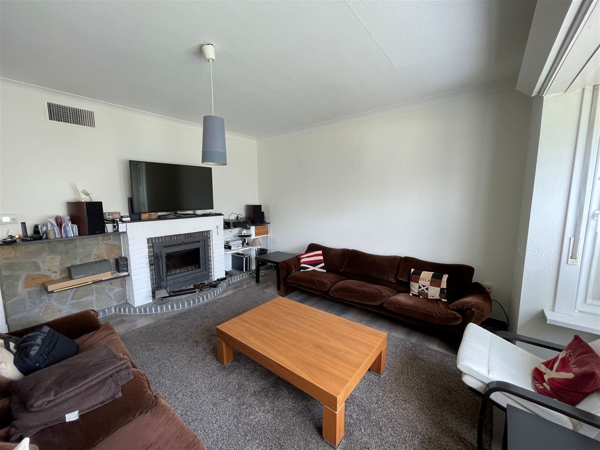 Half open woning foto 3
