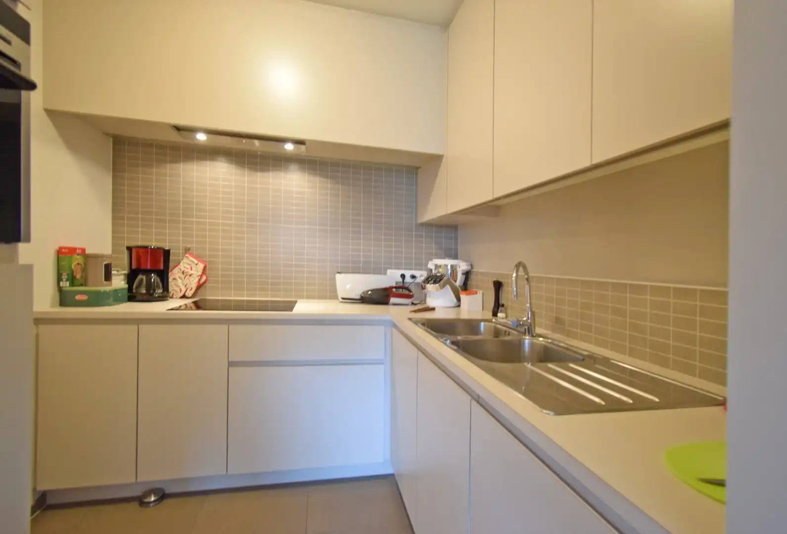 ZEER RESIDENTIEEL NIEUWBOUW APPARTEMENT foto 6