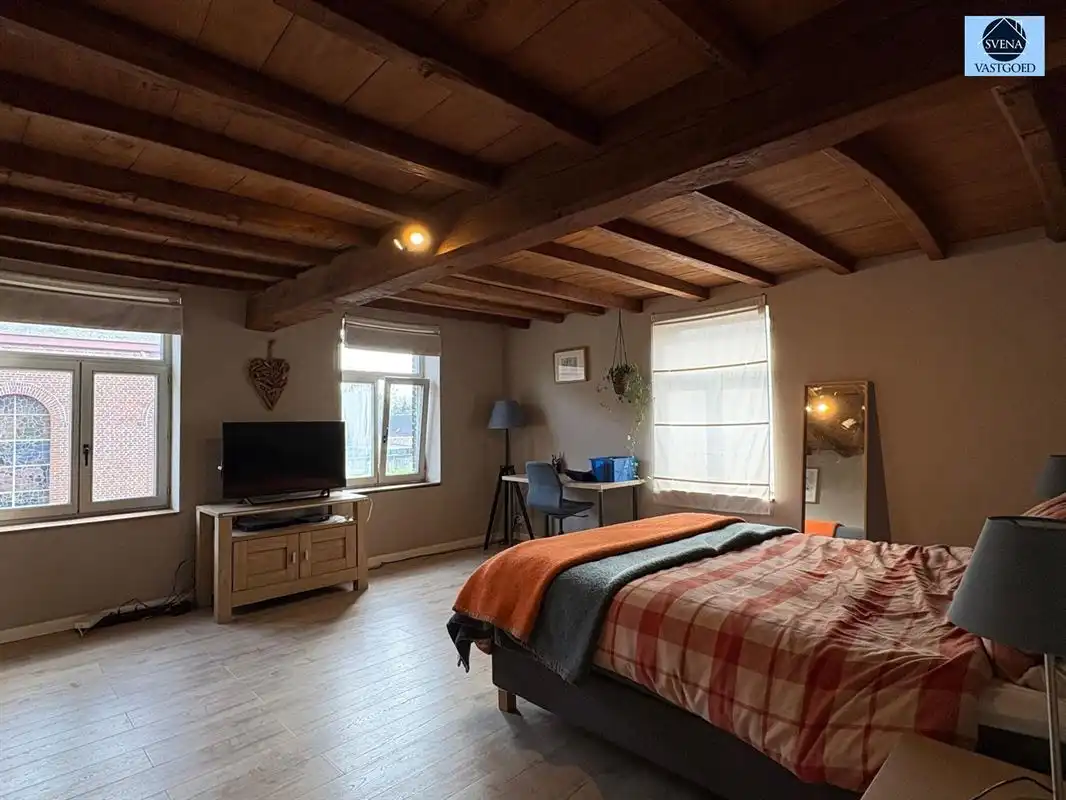 VERDER AF TE WERKEN WONING MET VEEL MOGELIJKHEDEN foto 5