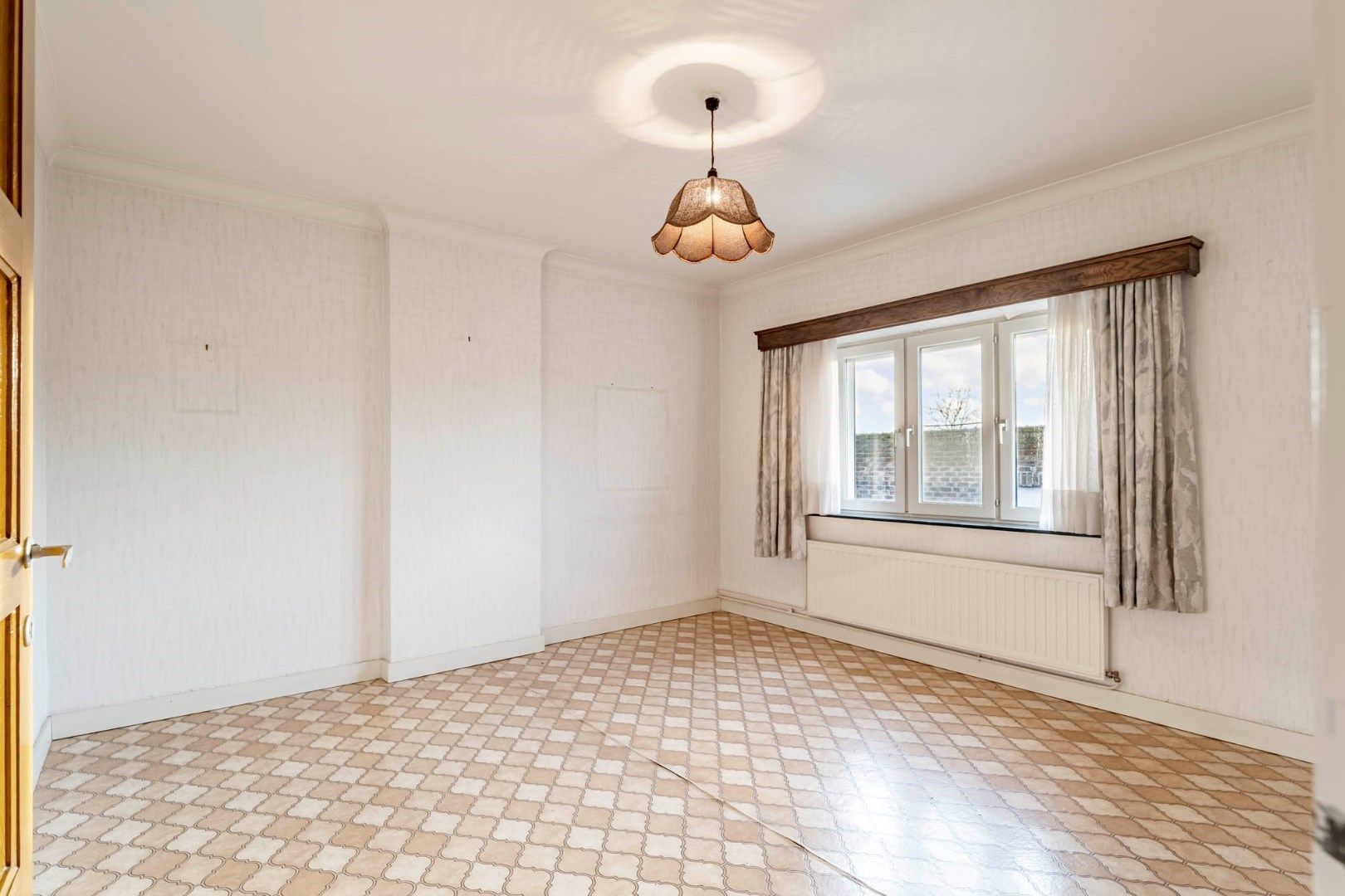 Te renoveren vrijstaande woning met zuidwest gerichte tuin en achterliggende weide op 16a 23ca foto 17
