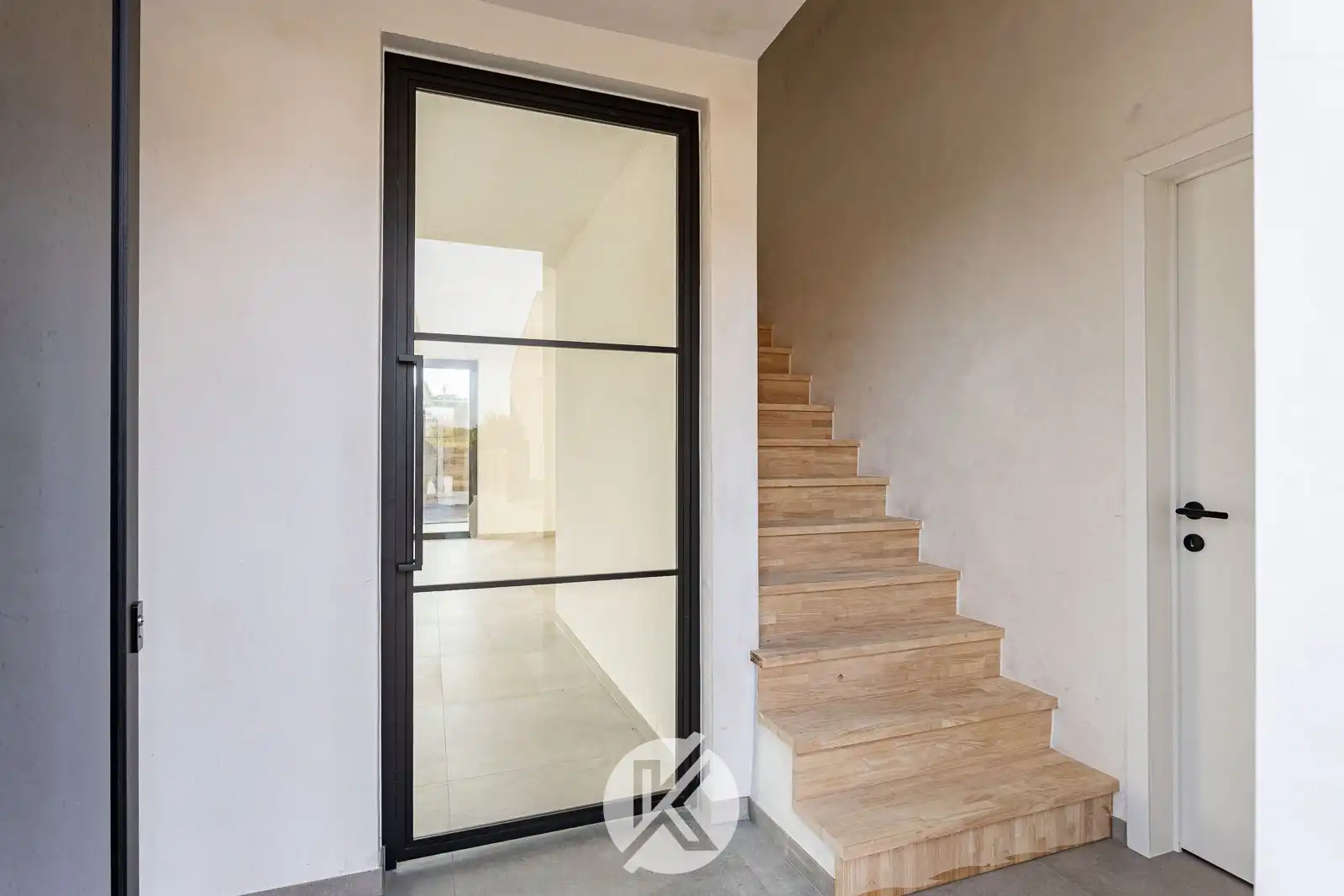 Halfopen nieuwbouwwoning met vlotte bereikbaarheid foto 4