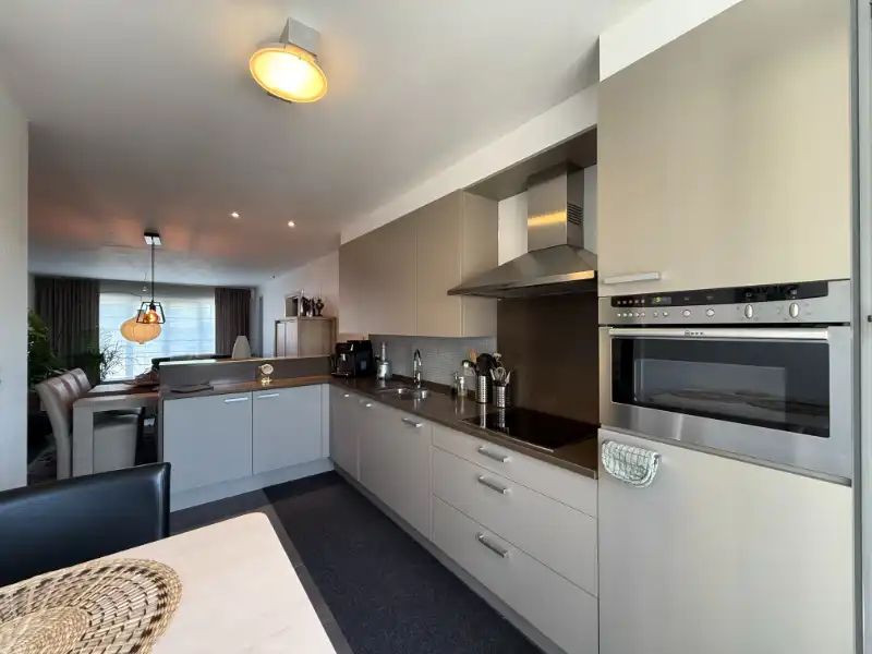 Prachtig appartement met terras en garage in het centrum van Lebbeke foto 8