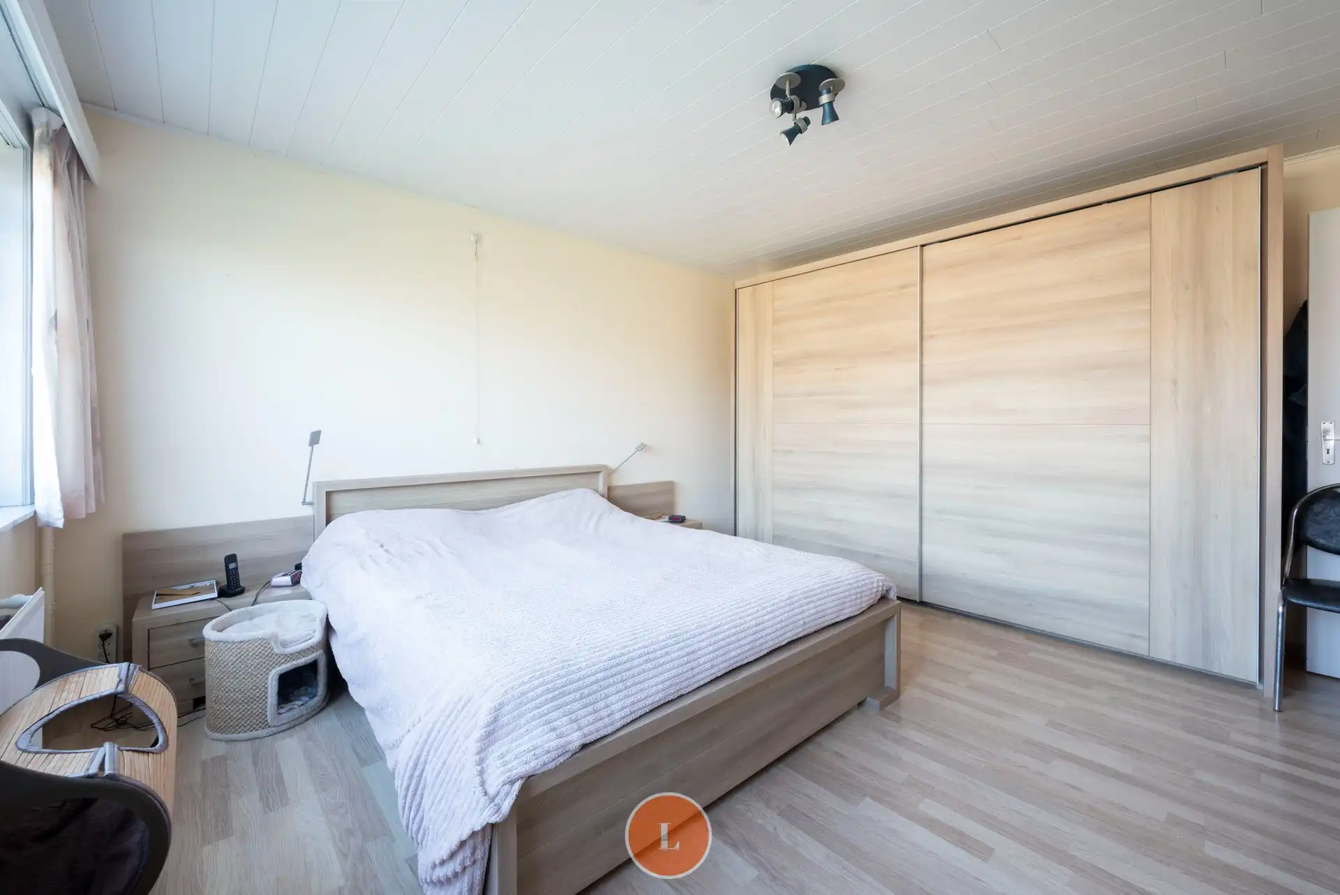 Instapklare gezinswoning in rustige, doodlopende straat met 4 kamers en garage foto 12