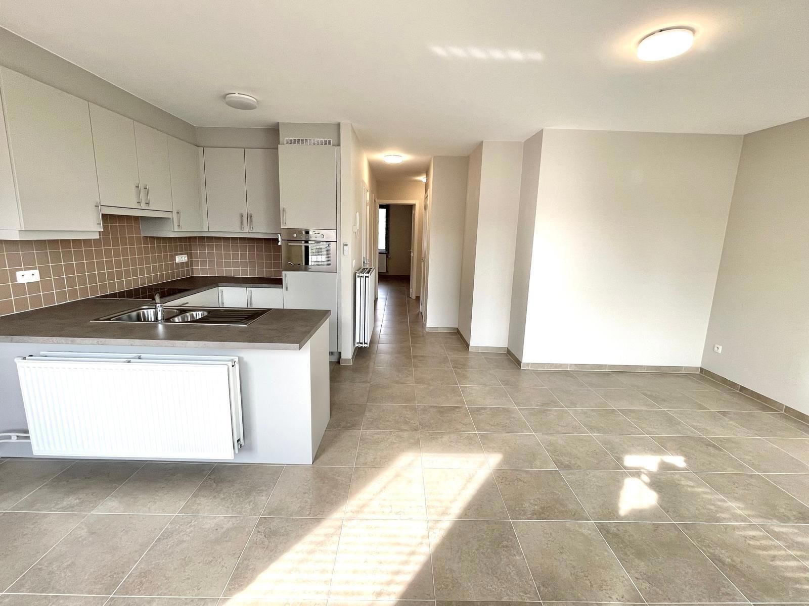 Centraal gelegen 2slpk appartement foto 5