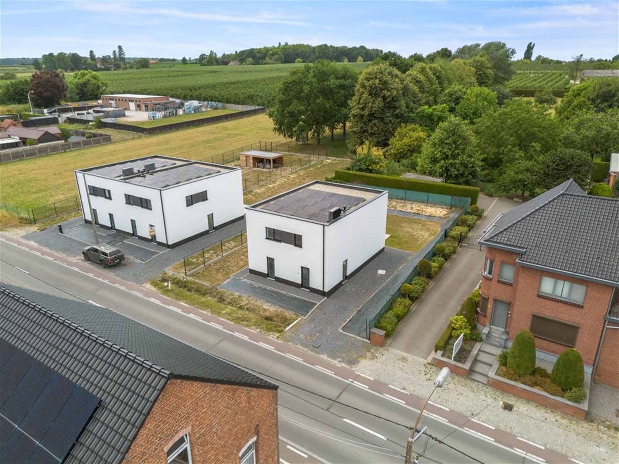 KNAPPE NIEUWBOUWWONING IN MODERNE STIJL  foto 4
