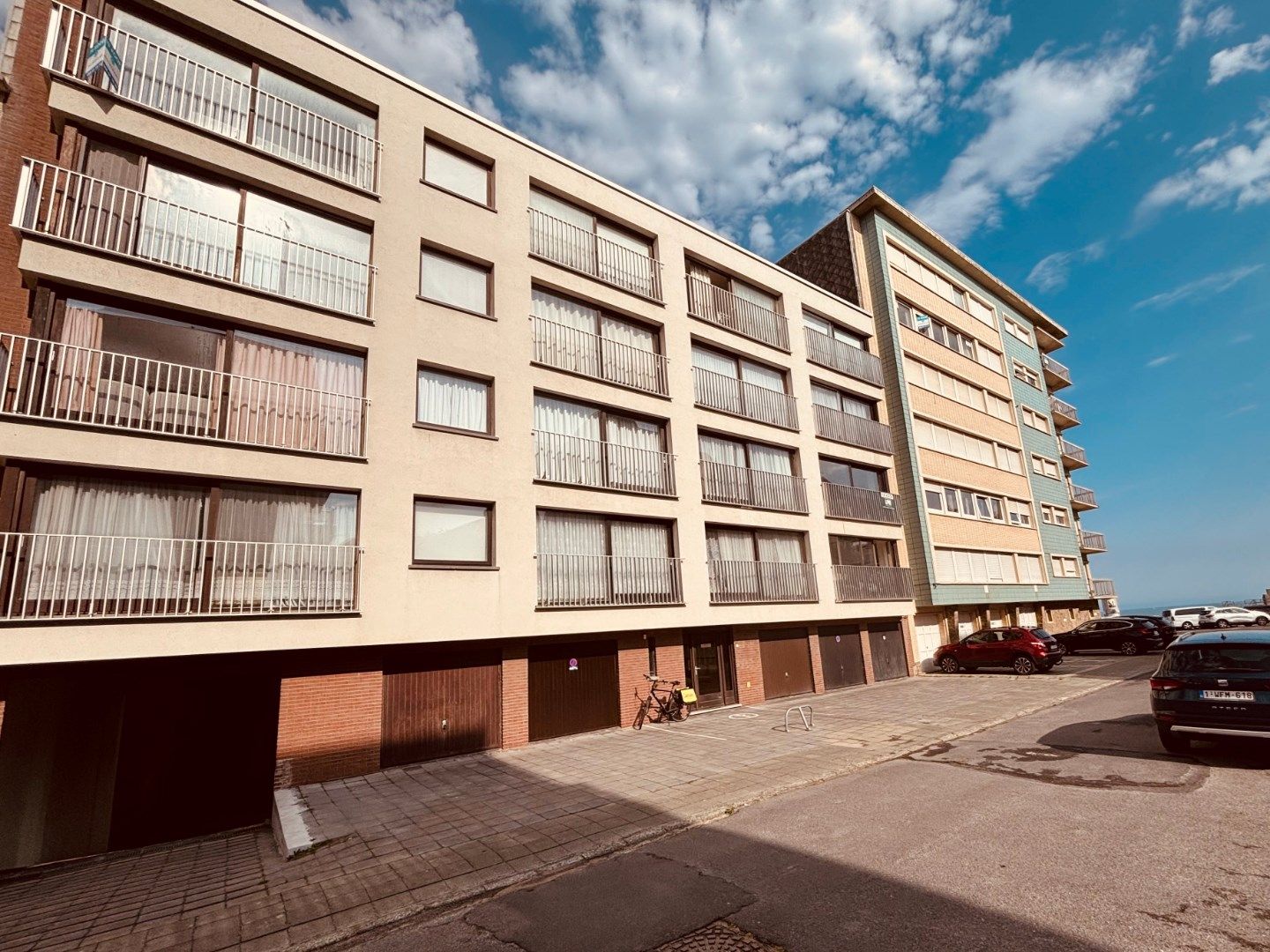 GERENOVEERD GEMEUBELD APPARTEMENT met lateraal zeezicht  Koksijde  foto 10