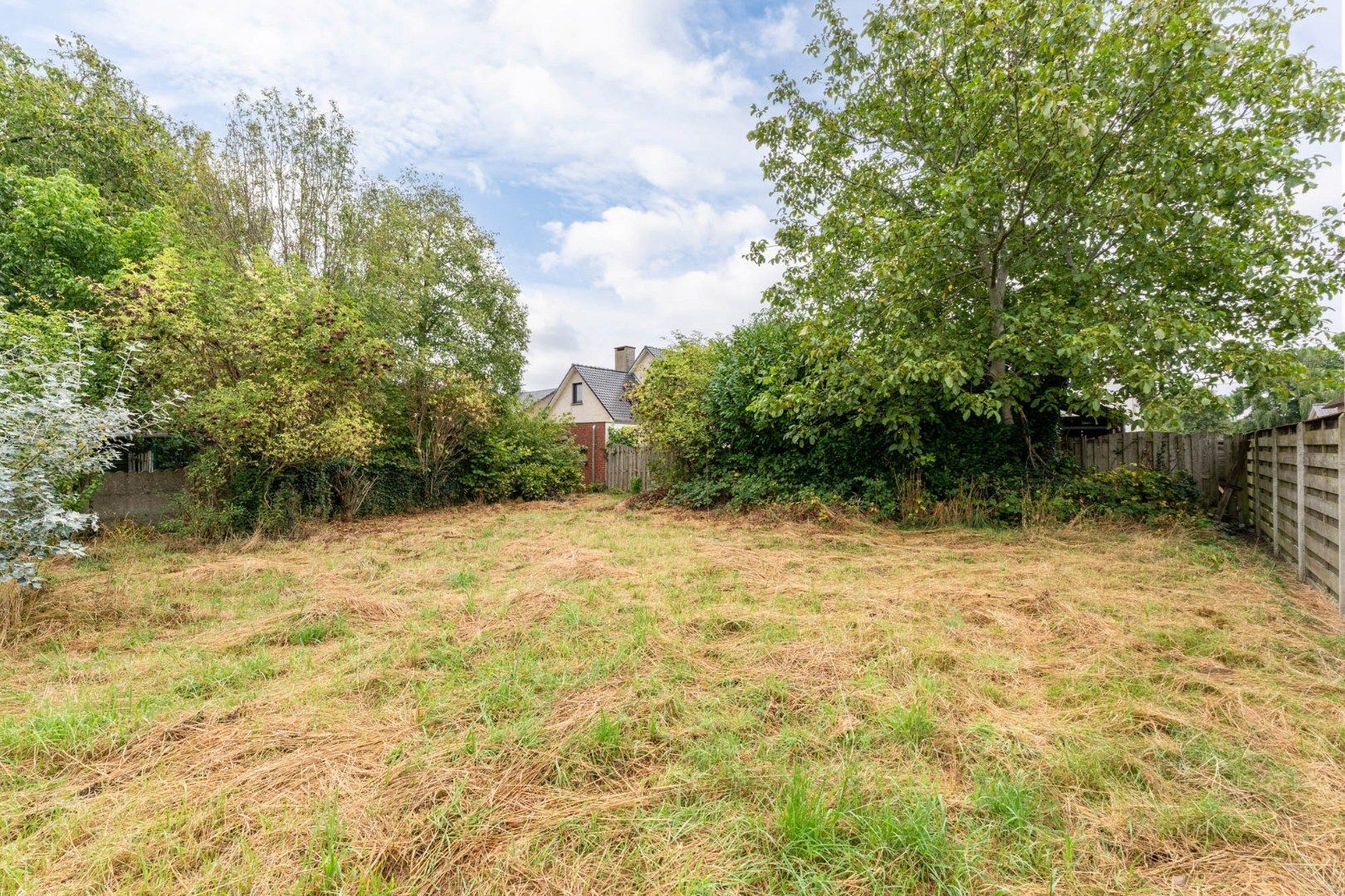 Stijlvolle, hoogwaardig afgewerkt en zeer ruime gezinswoning op een perceel van 8a65ca! foto 31