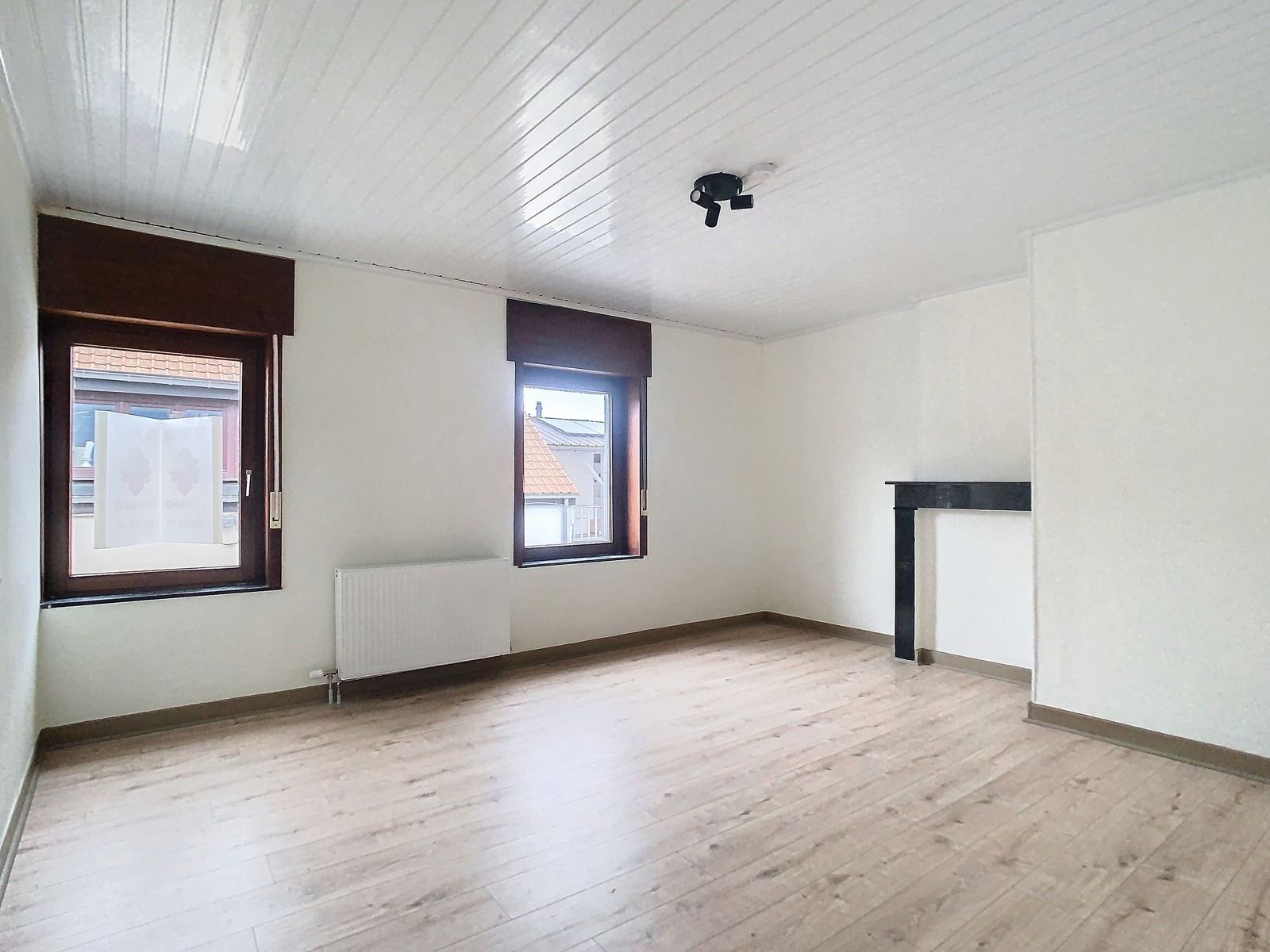 Ruime woning met 3 SLPK, tuin én garage! foto 14