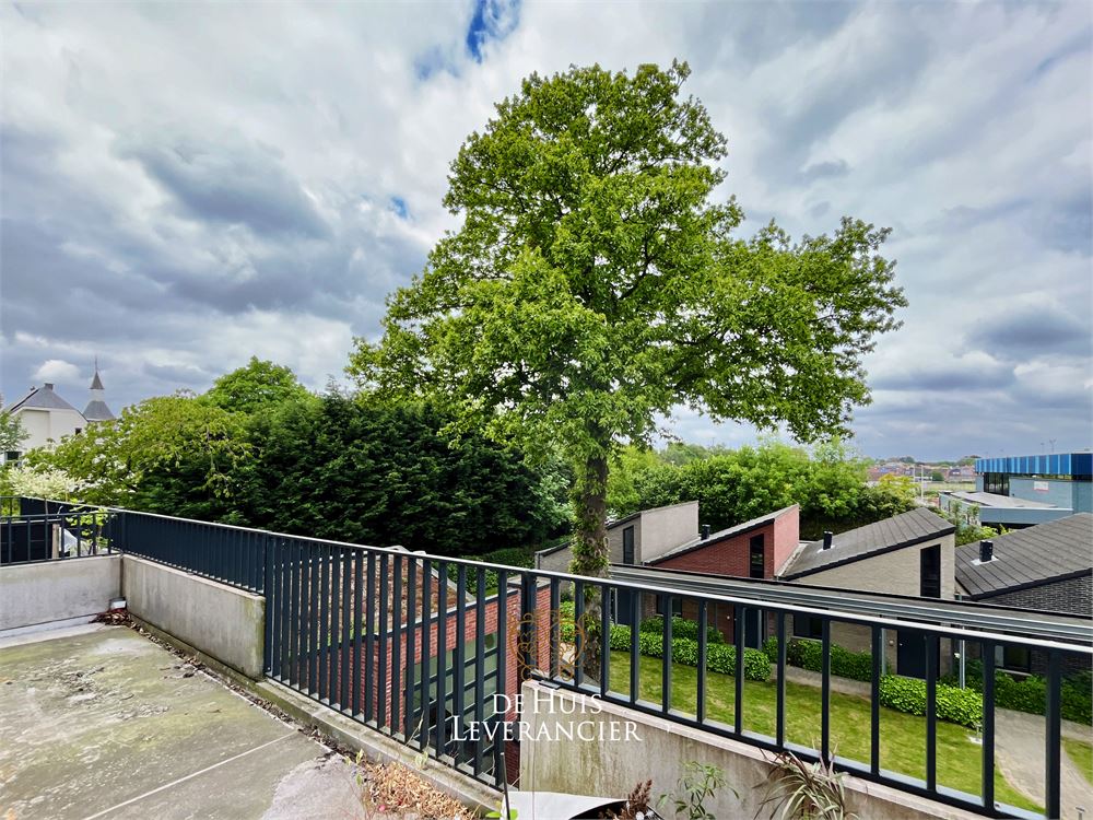 Luxueuze serviceflat met 1 slpk en ruim terras foto 4