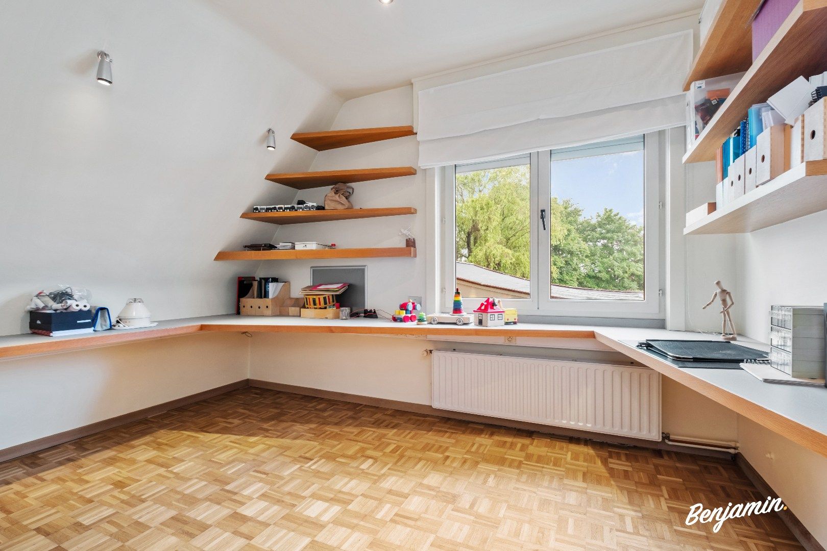 Villa met aparte praktijkruimte, zonnige tuin, garage en carport in Houthulst foto 21