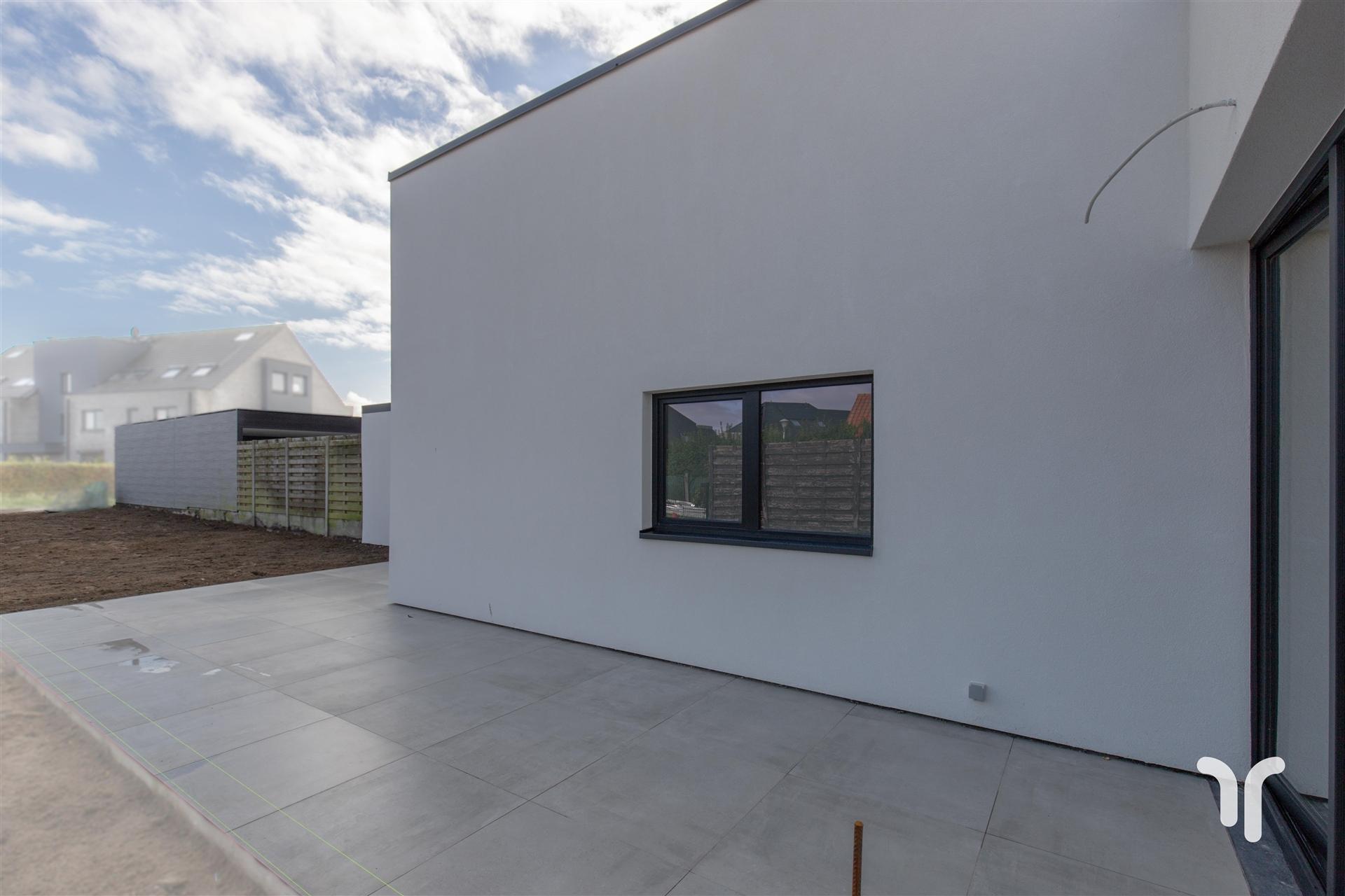 Gerenoveerde woning met 3 slaapkamers.  foto 10