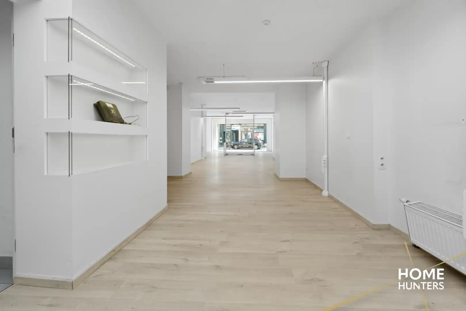 Handelspand op commerciële locatie te Ieper foto 6