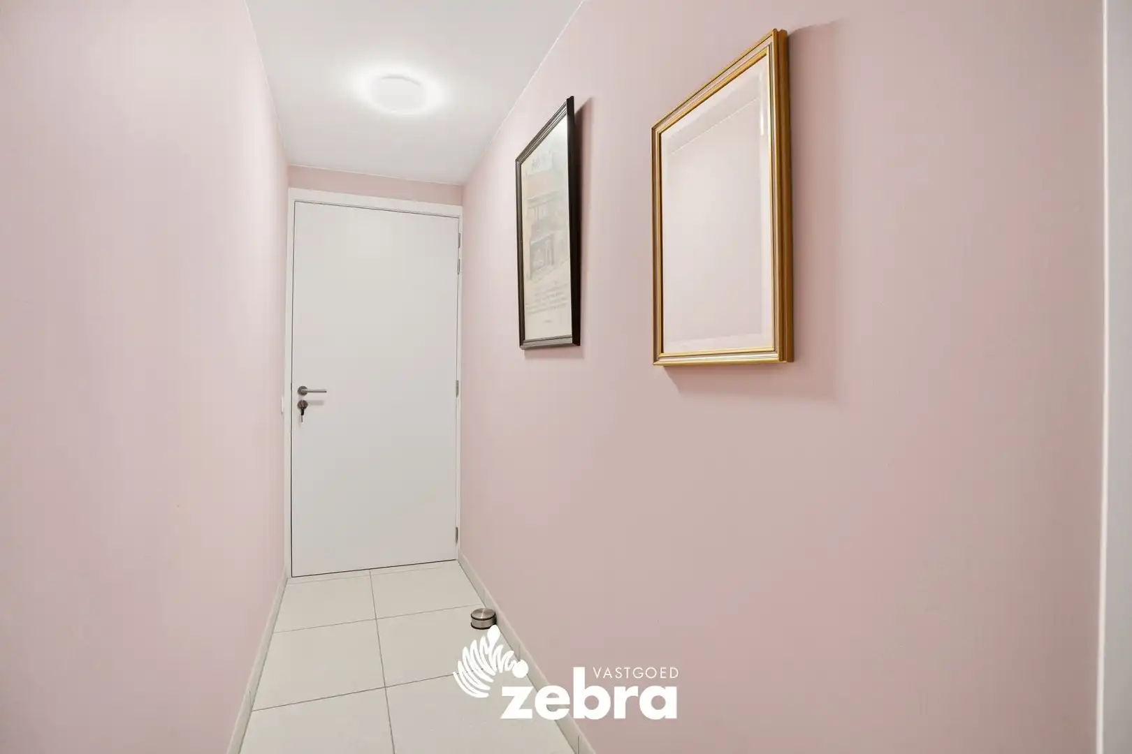 Instapklaar appartement met 2 slaapkamers en terrassen op topligging in Tielt! foto 2