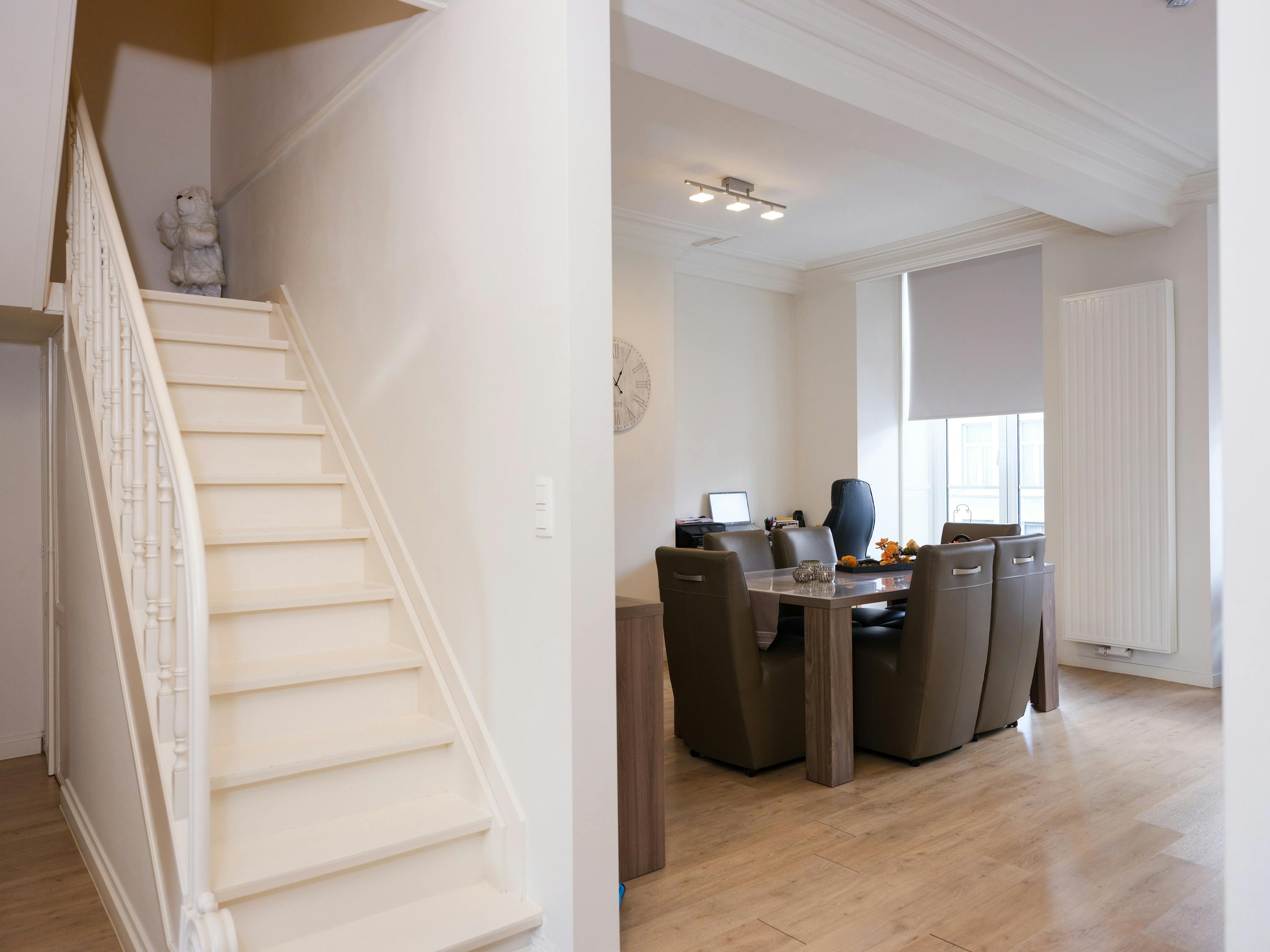 Instapklaar handelspand met woonst te koop op de Boelare in Eeklo foto 6