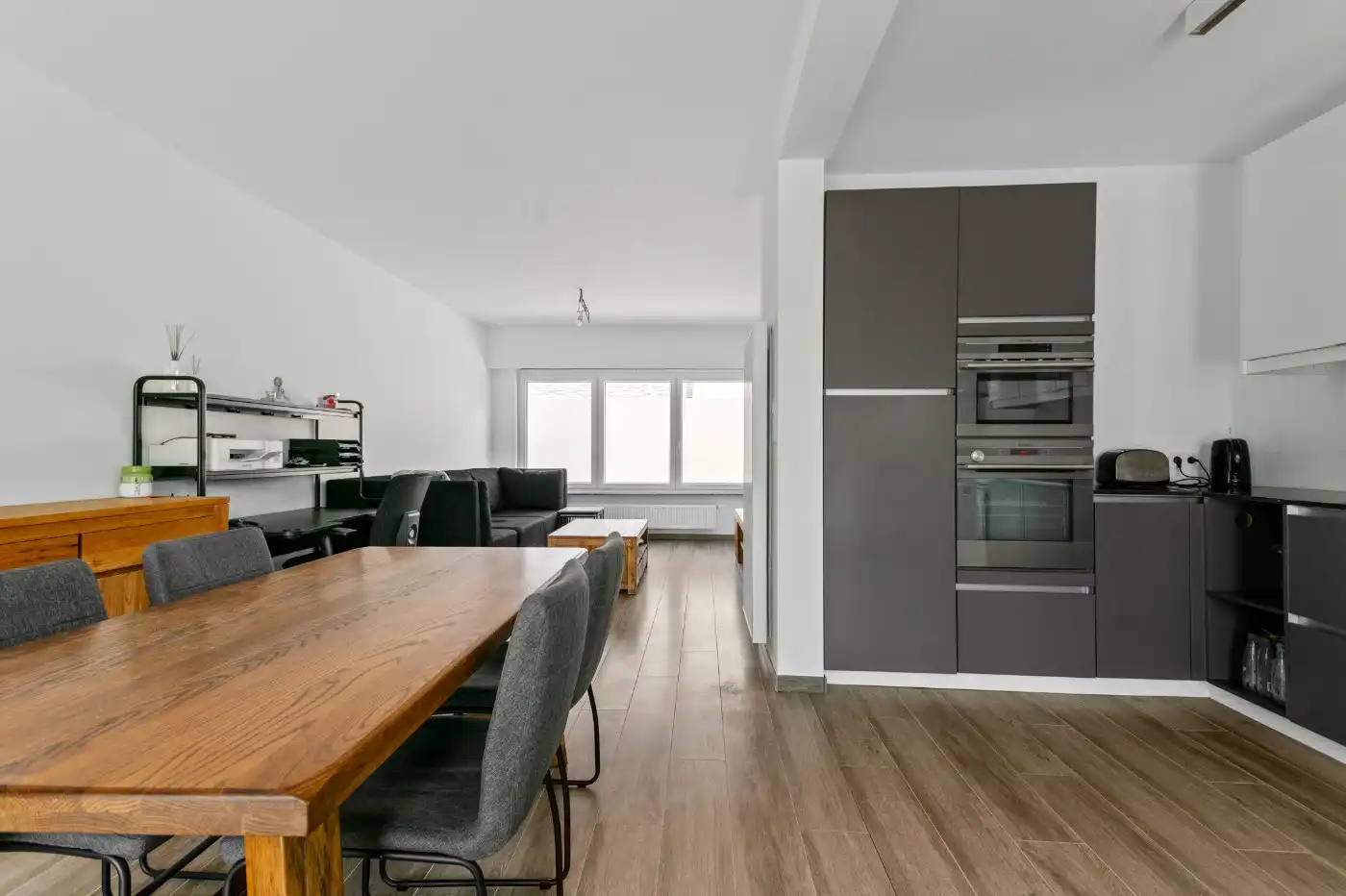 Gerenoveerde gezinswoning met 3 à 4 slpk., veranda en tuin foto 7