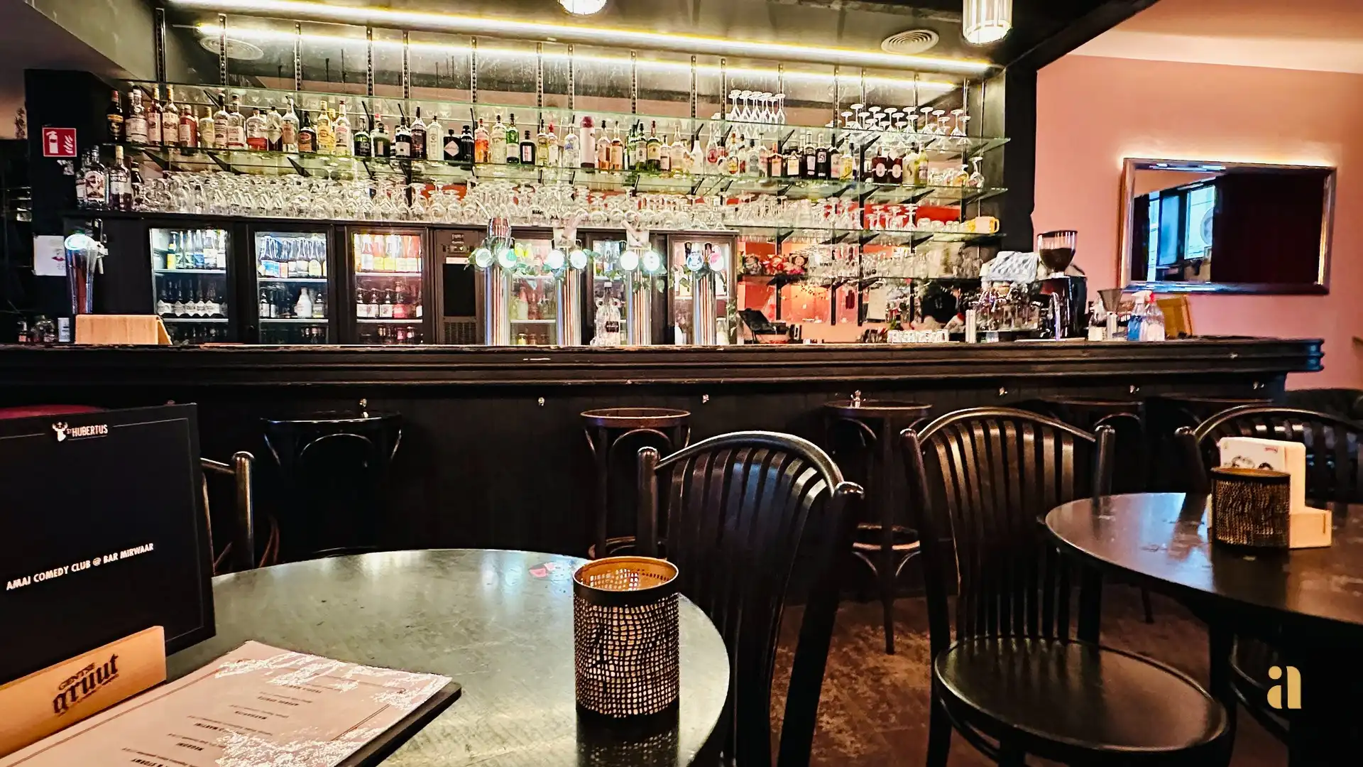 Grijp je kans: Iconisch horecapand te koop vlakbij het Gravensteen foto 3