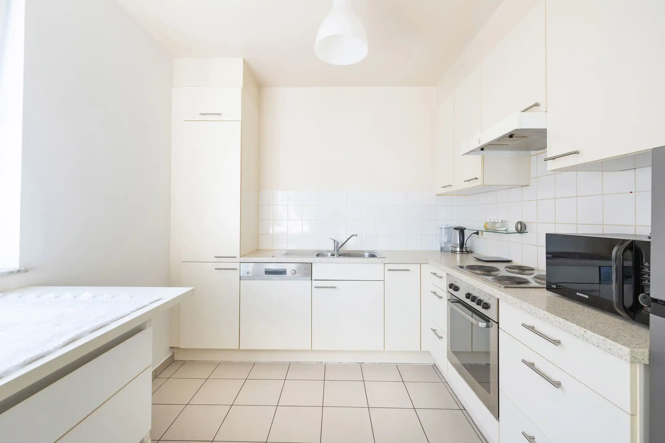 Jette: 1-slaapkamerappartement + verplichte parking foto 3