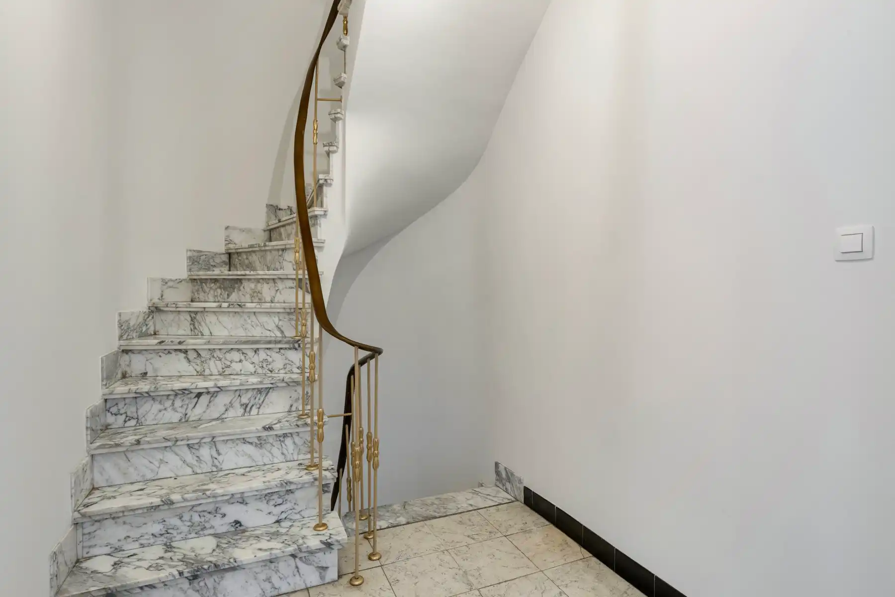 Instapklare woning met 3 slpk, garage en tuin! foto 11