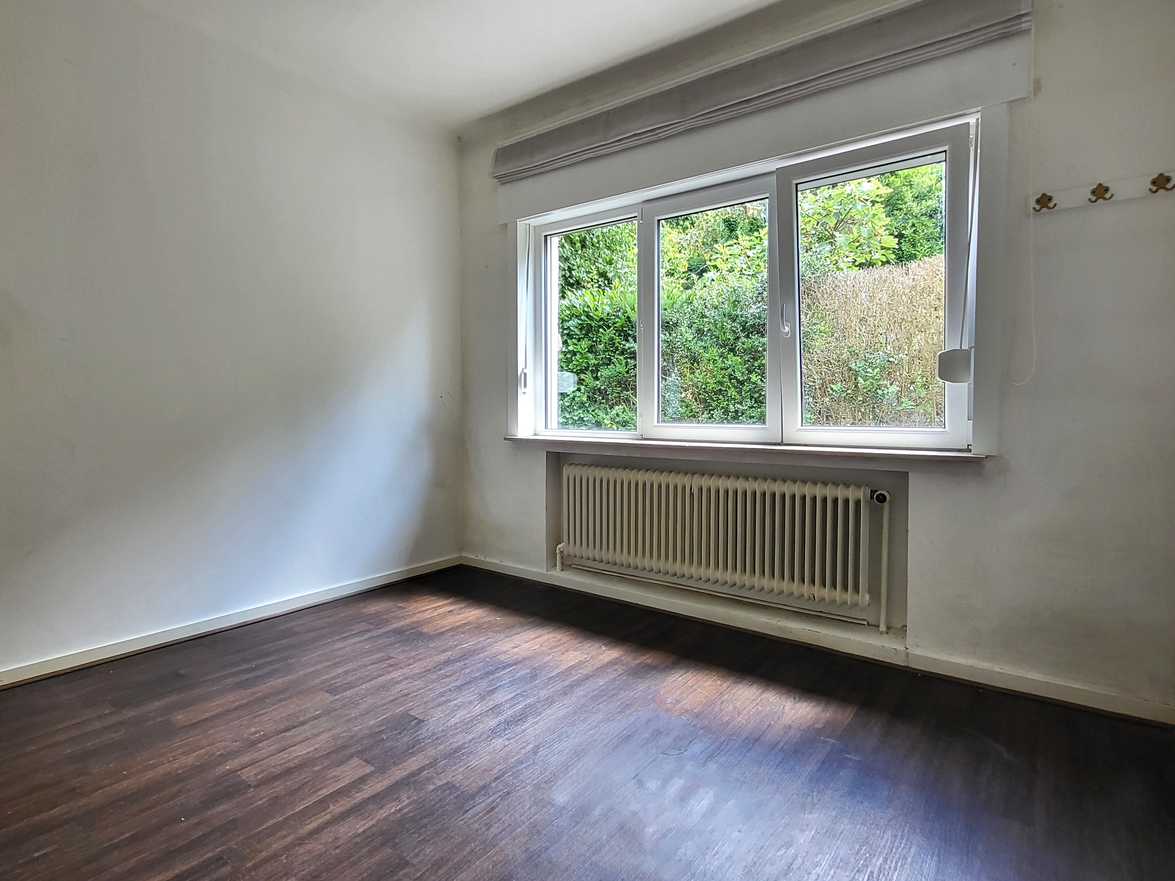 Charmante open bebouwing op 286m² gelegen in het groen met garage.  foto 18