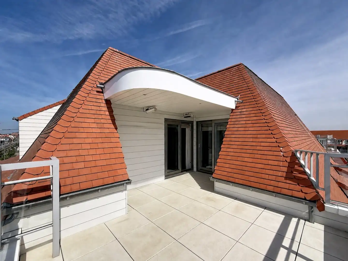 Duplex dakappartement met twee ruime terrassen op toplocatie aan het maritiem park te Nieuwpoort foto 16