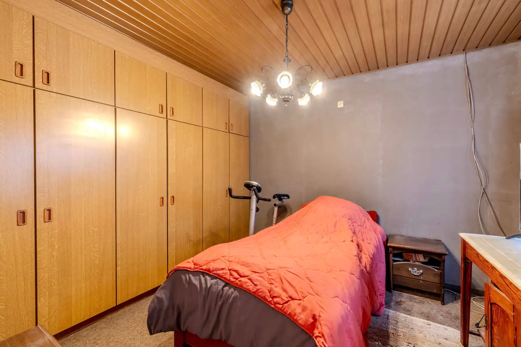 Ruime gezinswoning met 4 slpks op een perceel van ca. 800 m² foto 22