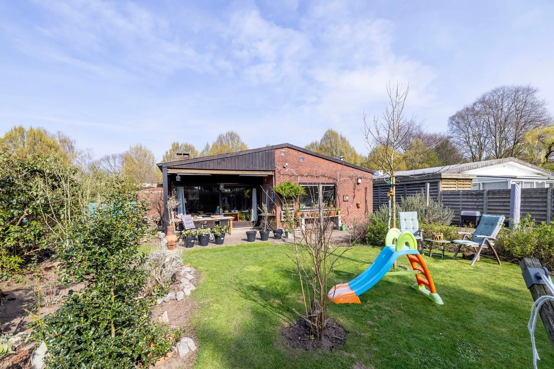 Laagbouwwoning met 2/3slpk, tuin en garage foto 26