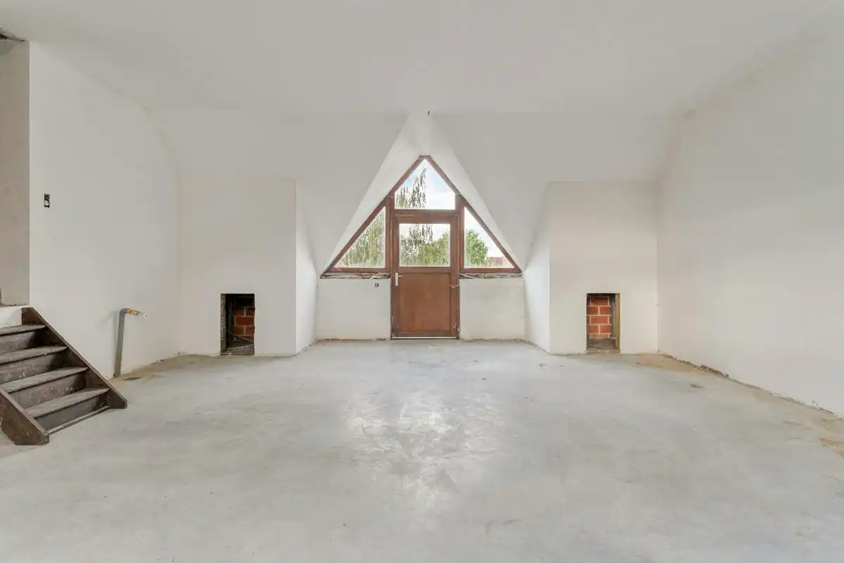 Magazijn van circa 1.285 m² met woning te koop in Bellegem foto 14