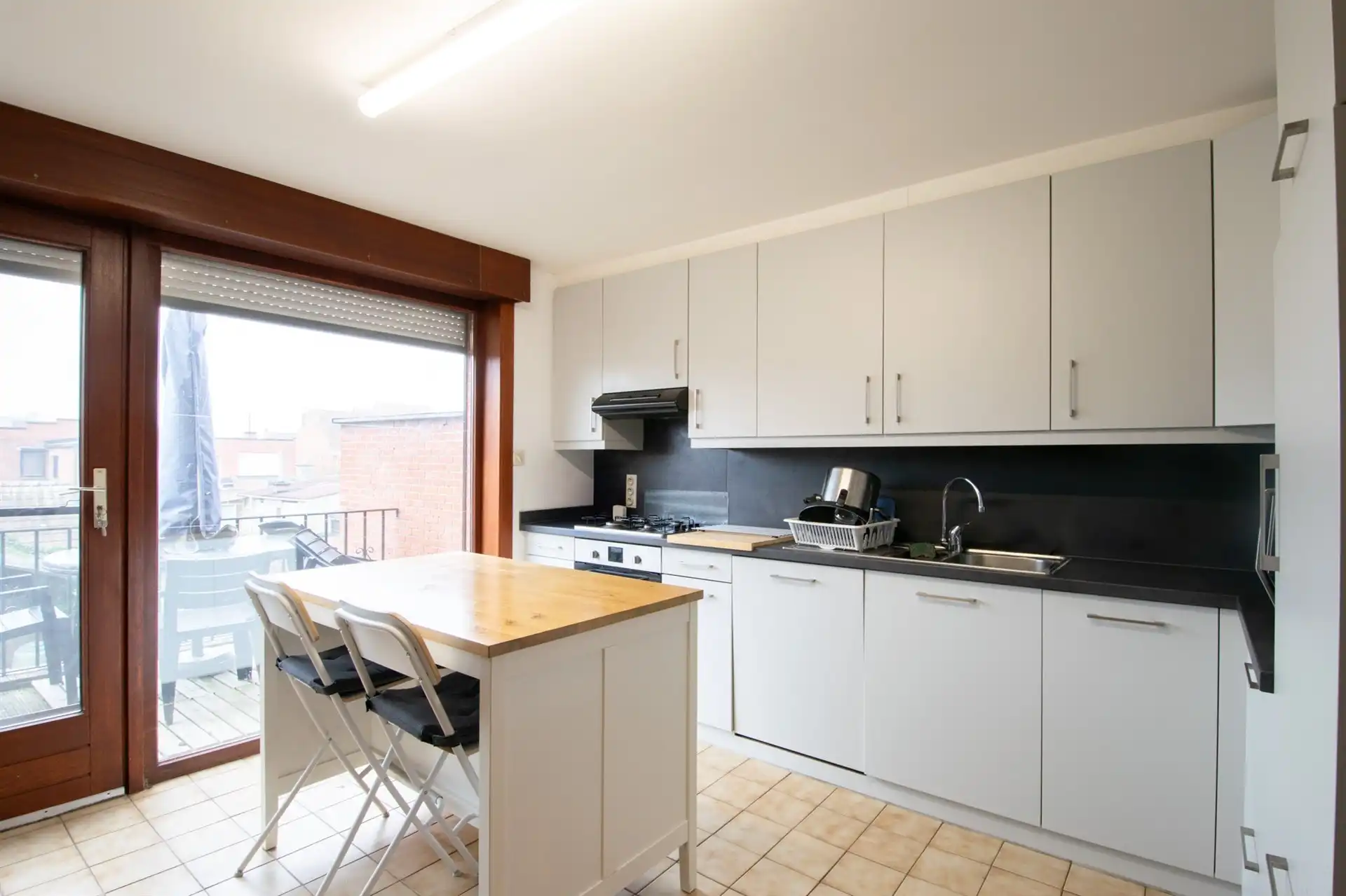 Ruime gezinswoning type bel-etage nabij centrum De Klinge foto 5