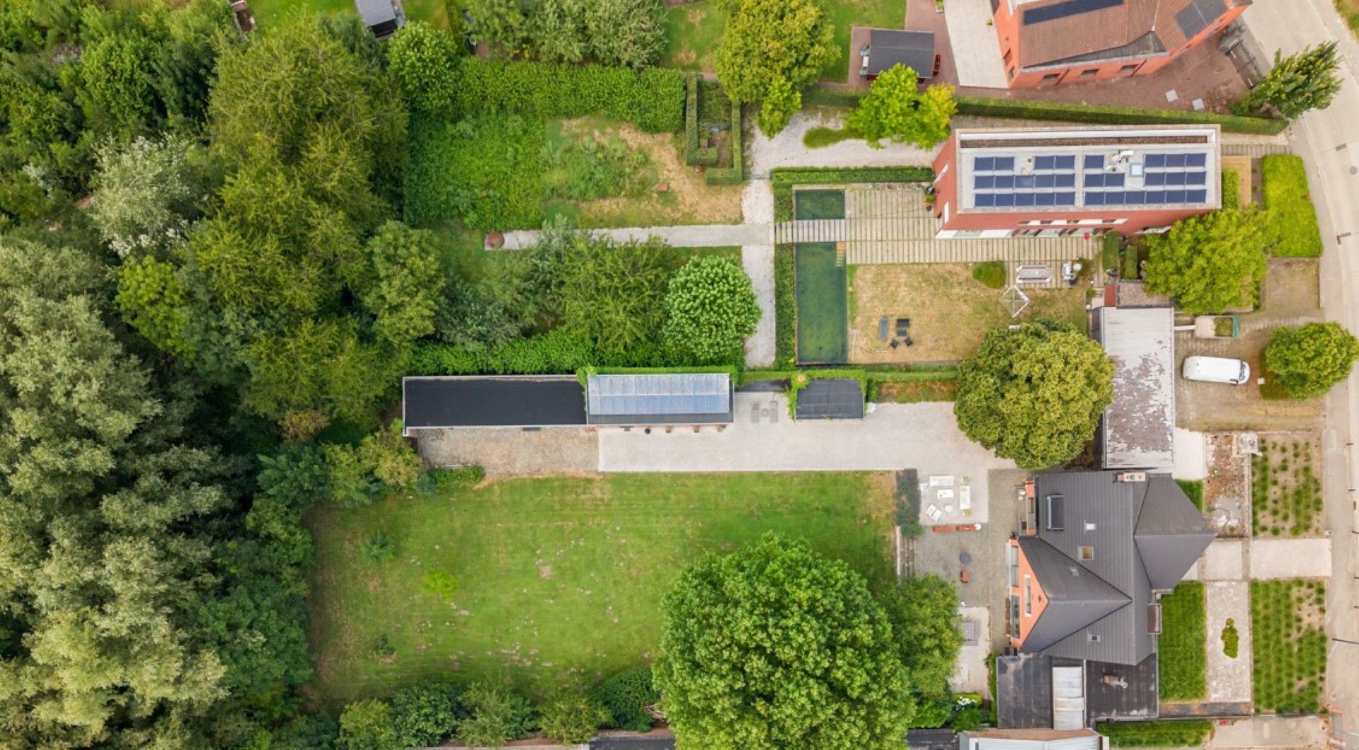 Exclusieve villa met 487m² woonruimte, uitzicht & rust – wonen én werken mogelijk! foto 11
