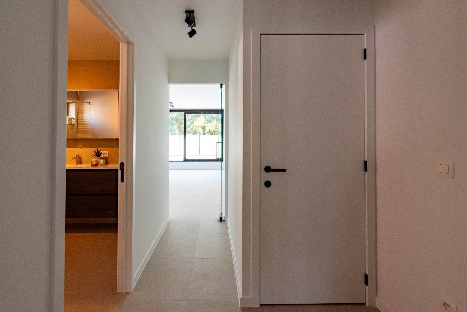 Klassevol nieuwbouwappartement in centrum Halle Zoersel foto 12