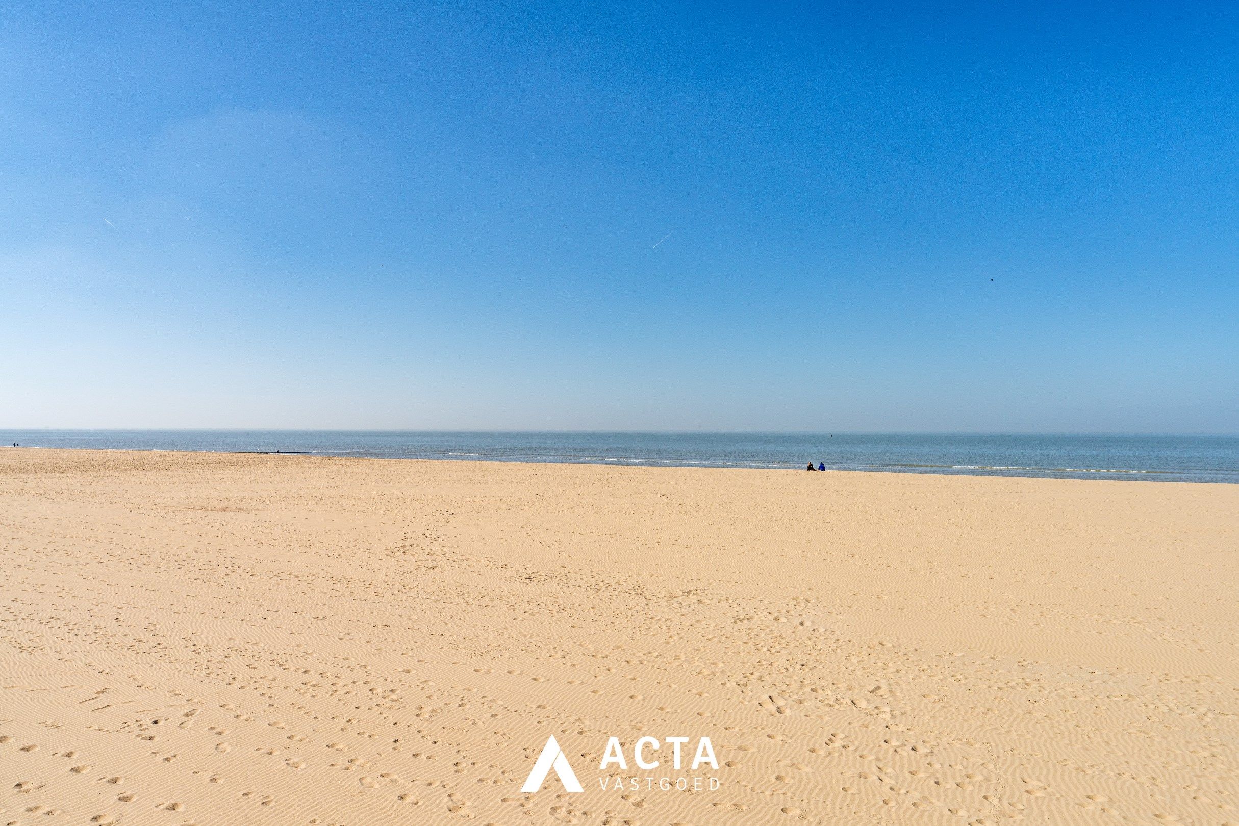 Gerenoveerd appartement met twee slaapkamers in Mariakerke foto 18