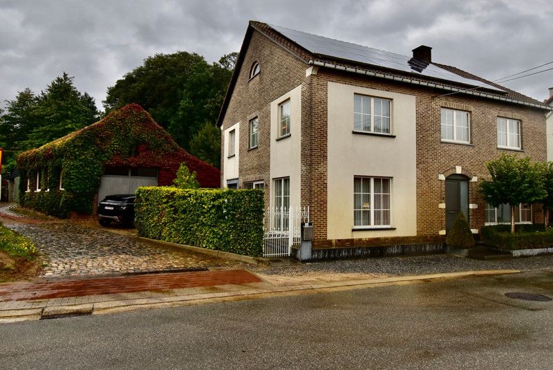 Woning met 2 slaapkamers, terras en autostaanplaats foto 6