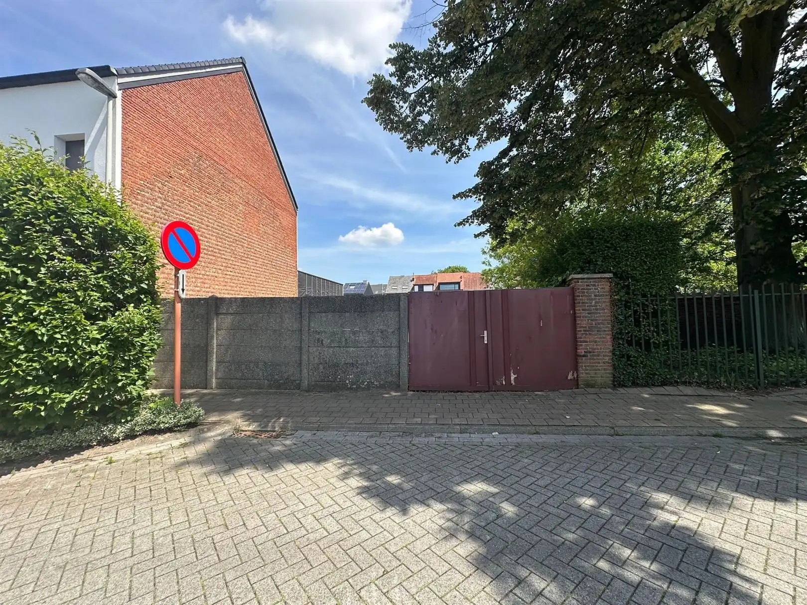 Bouwgrond (623m²) voor halfopen bebouwing in rustige en groene omgeving foto 2