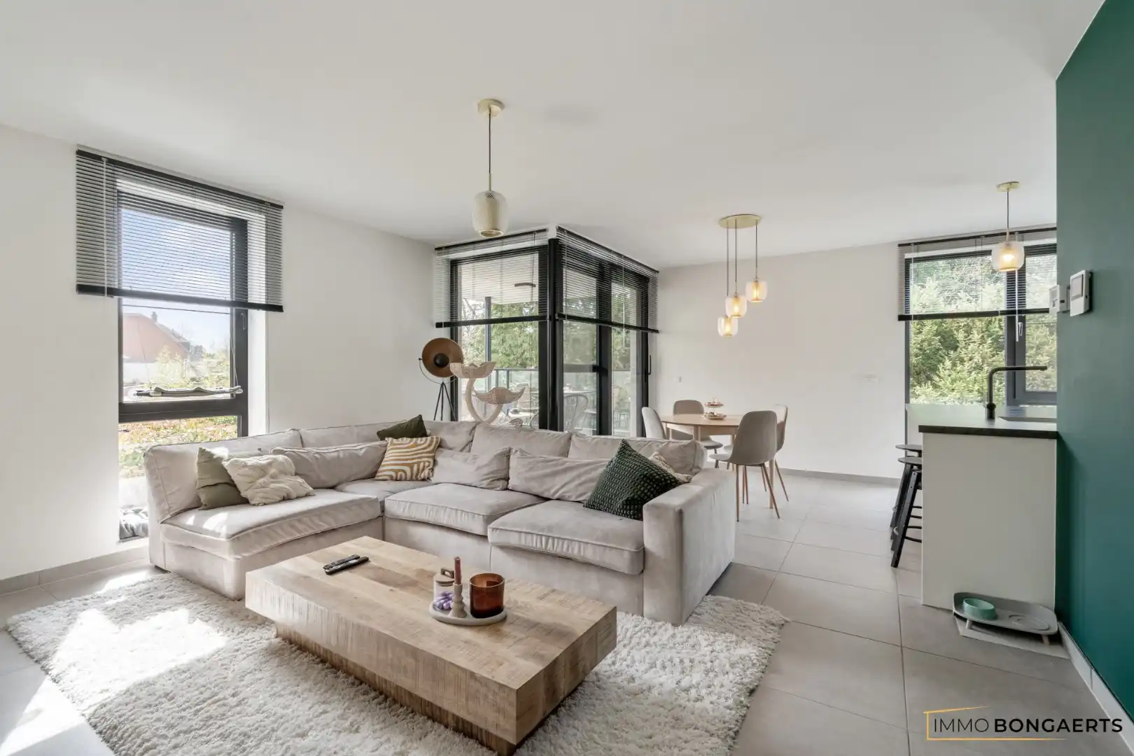 Modern appartement met 2 slaapkamers in Genk foto 2