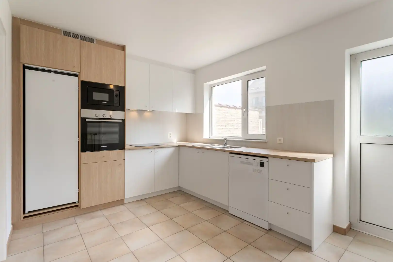 Verzorgde woning met 3 slpk, tuin en garage te Halle foto 7