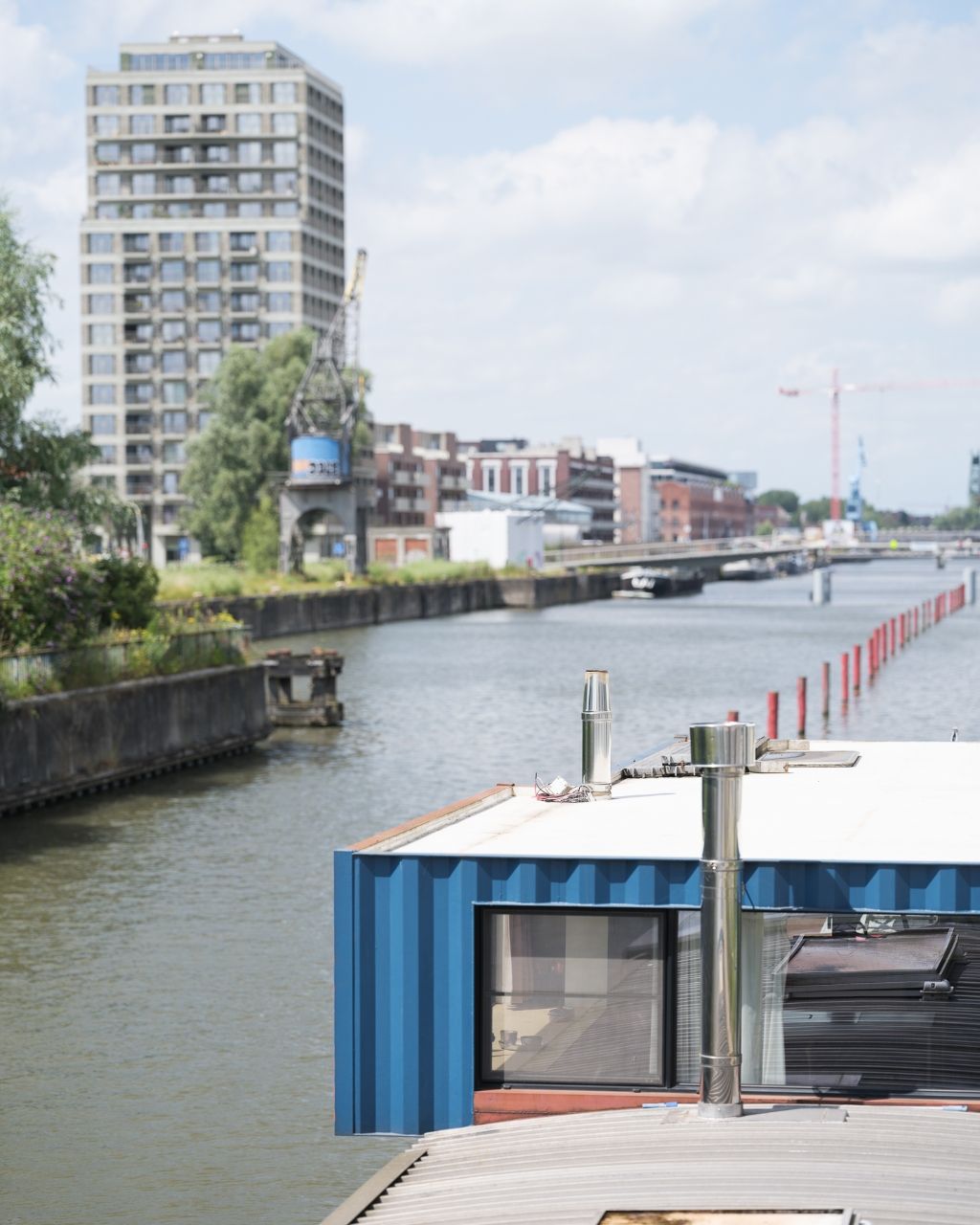 Instapklare woonboot ‘Aurelia Feria’ te koop op een unieke locatie, aan het stadscentrum, Kleindokkaai. foto 22