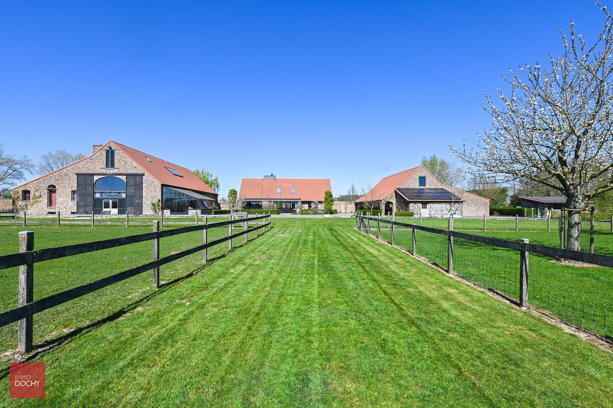Landelijk en rustig gelegen hoeve met vakantiewoning foto 10