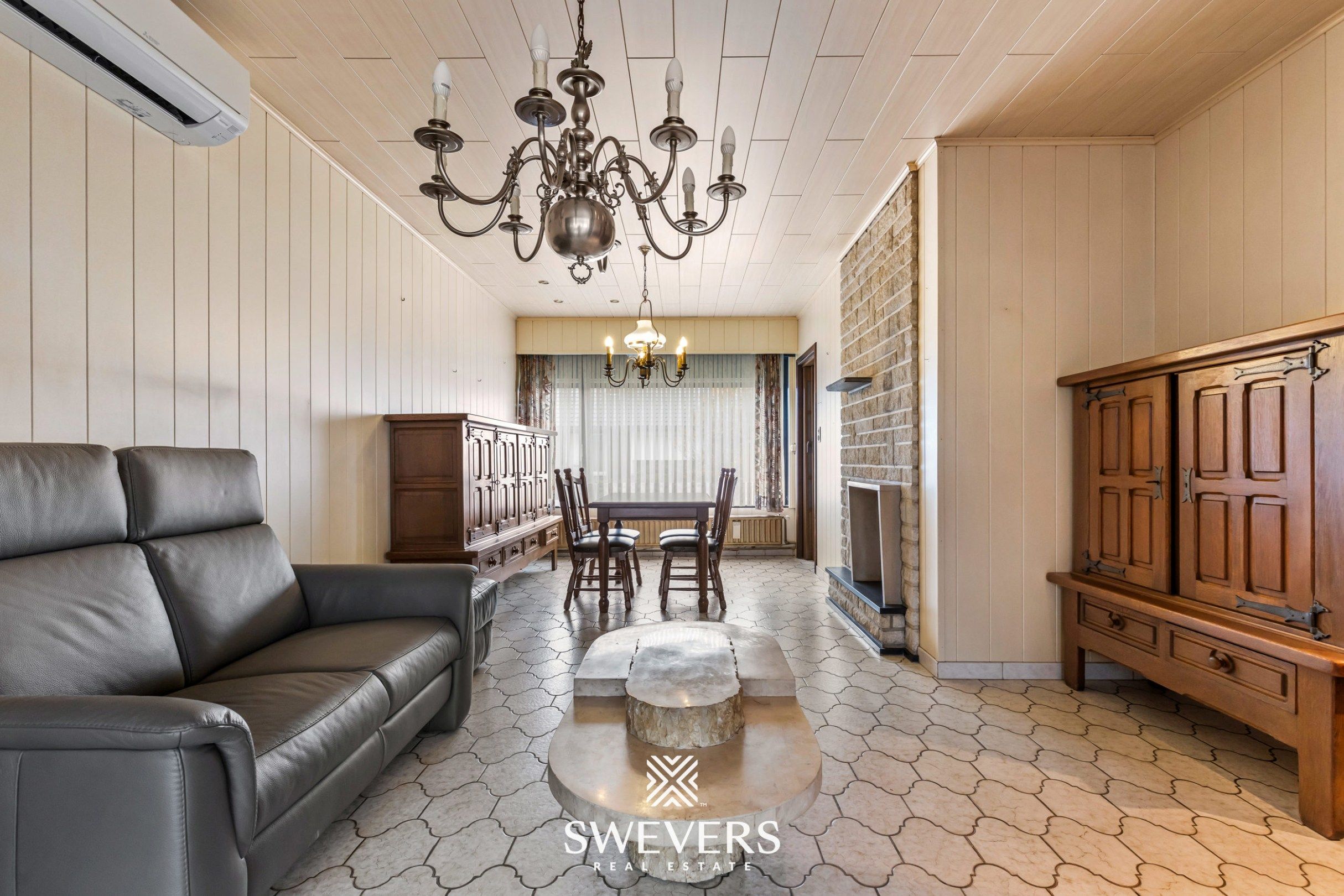 Woning met 4 slaapkamers op ruim perceel van 7a 06ca foto 2