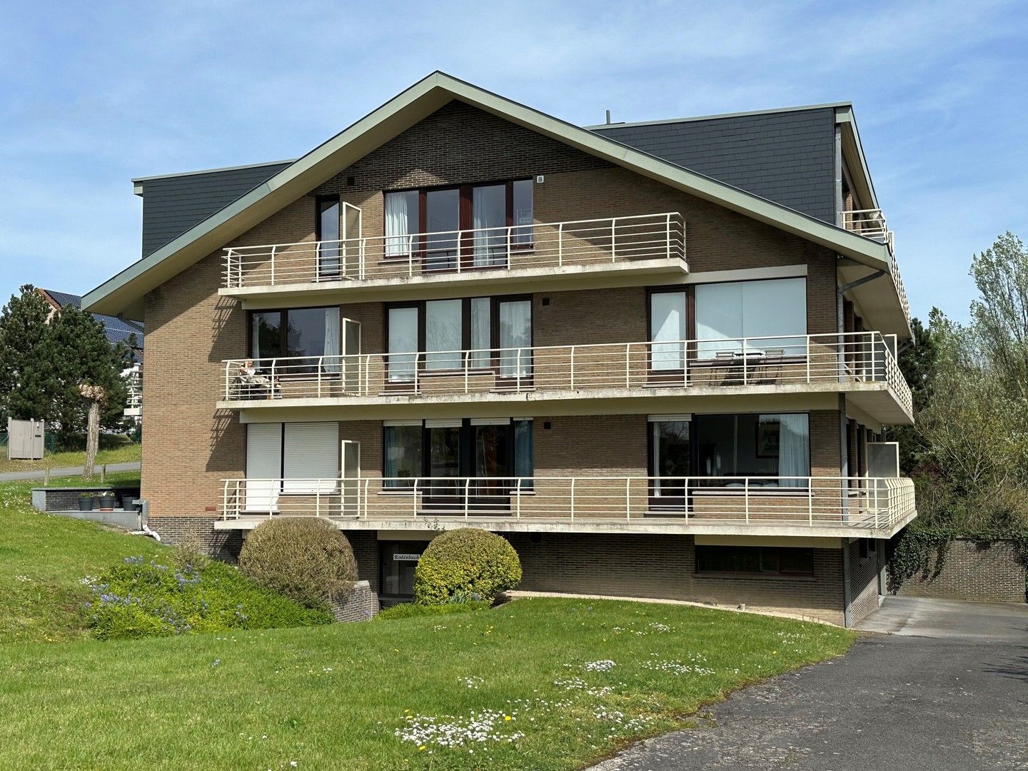 Zonovergoten hoekappartement met zonneterras en GARAGE dichtbij de duinen en de zee. foto 11