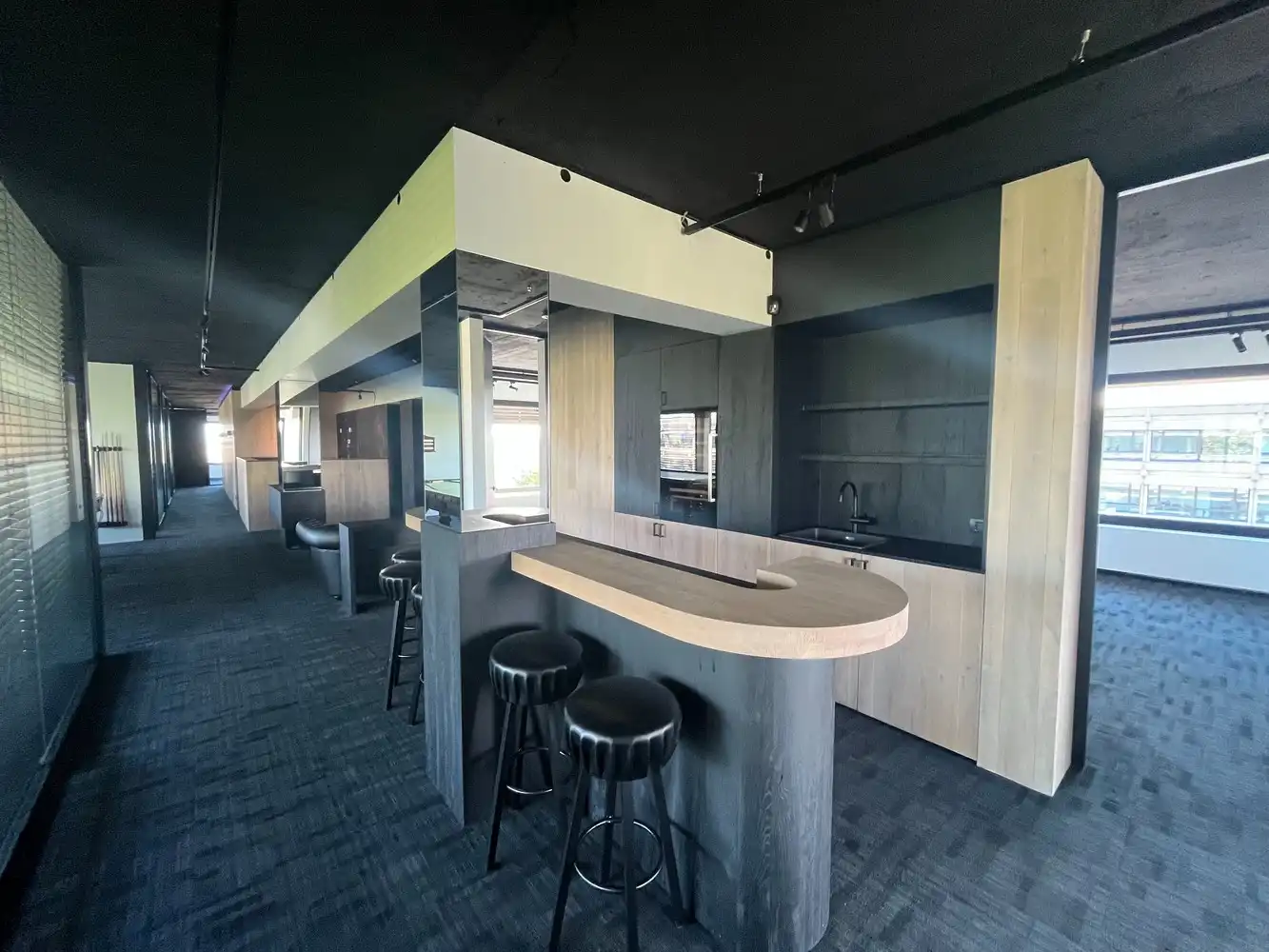 Kantoorruimte met uitstraling in hartje Hasselt – 412 m² op toplocatie foto 8