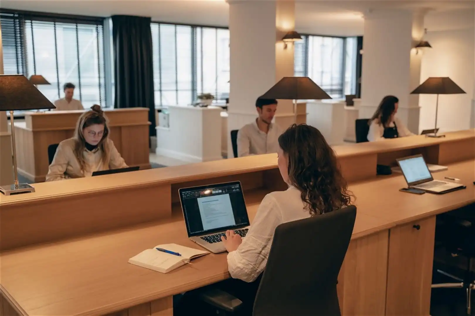 Klassevol kantoor in centrum Gent foto 10