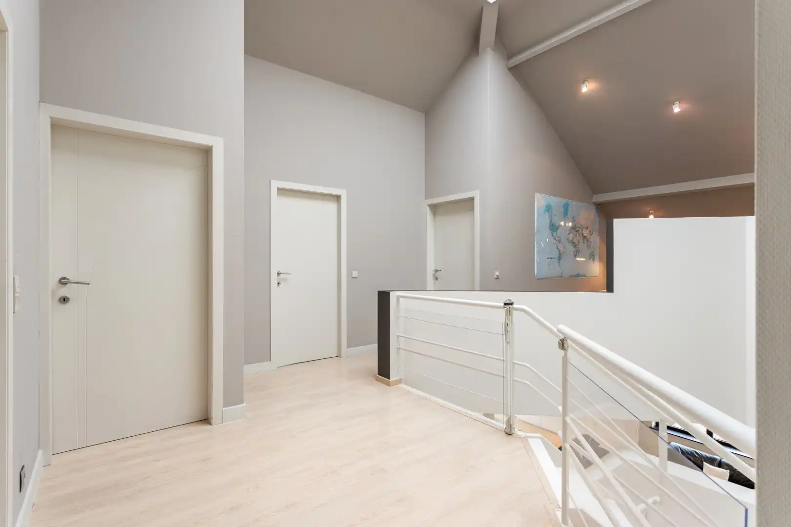 Instapklare villa te Heikruis, 4 slpks, bureau, dubbele garage en ruime tuin foto 19