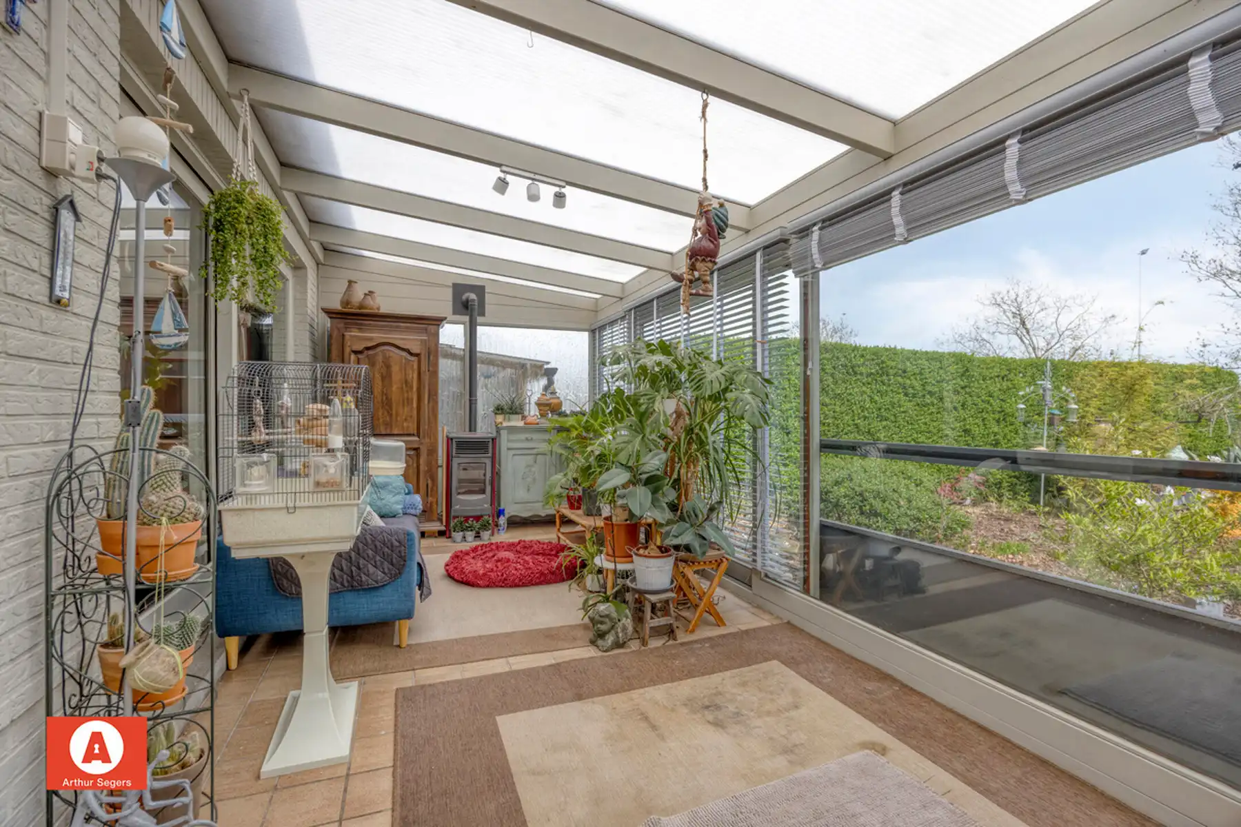 Ruime woning met 5 slpk en prachtige tuin op topligging foto 10
