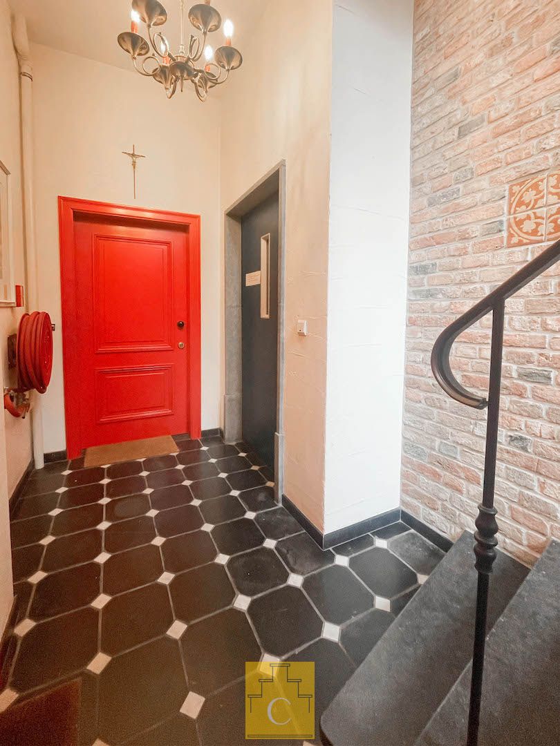 Instapklaar appartement met ruime terrassen en fietsenberging in hartje Brugge foto 26