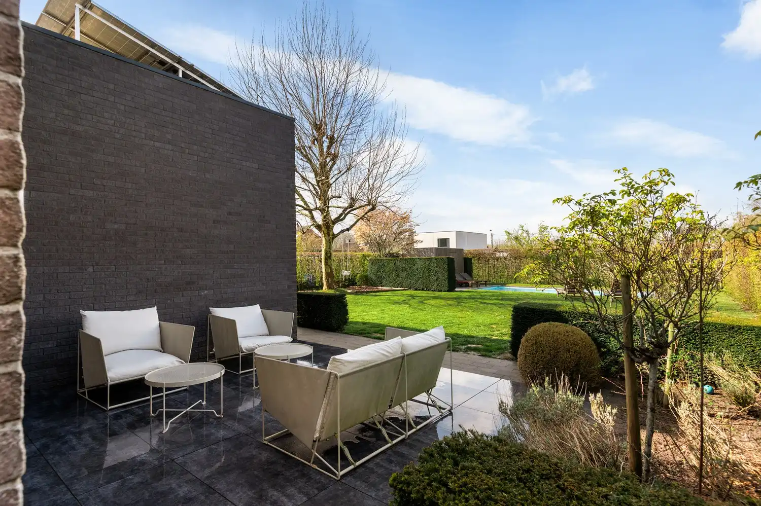 Ruime, exclusief afgewerkte woning met zwembad op Toplocatie te Berlaar foto 21