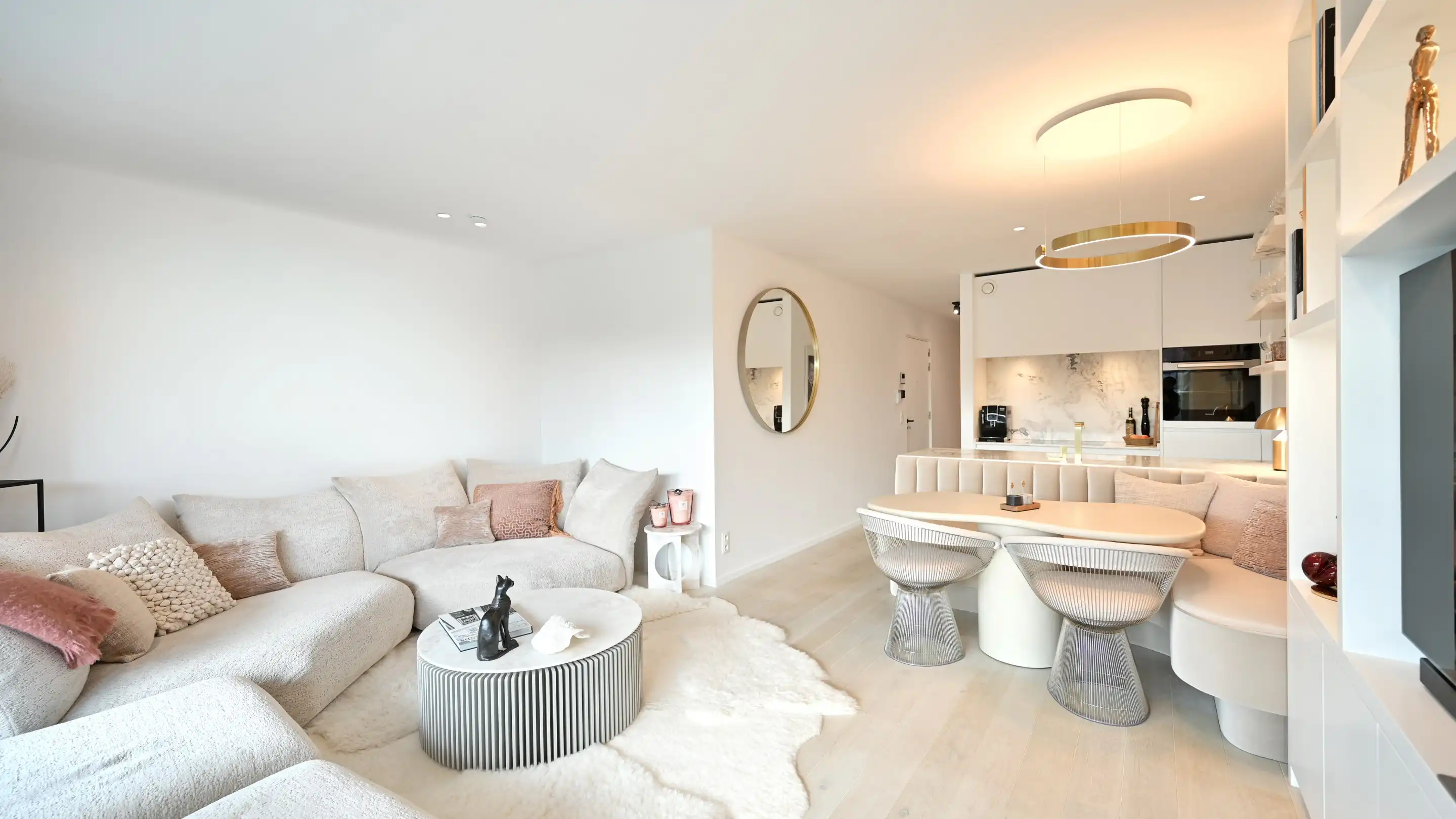 Nieuw luxe appartement gelegen op de Kustlaan in het Zoute, tussen de Minigolf en het Albertplein foto 5